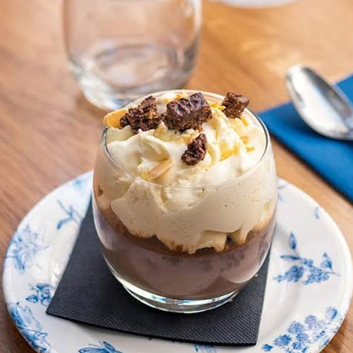 Cafe & Desserts